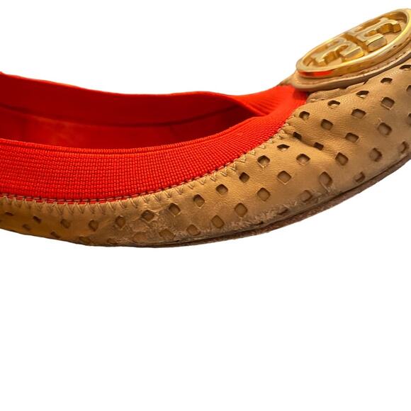 Tory Burch Size 6.5 Caroline tan flats with red elastic trim and golden logo - Picture 9 of 16